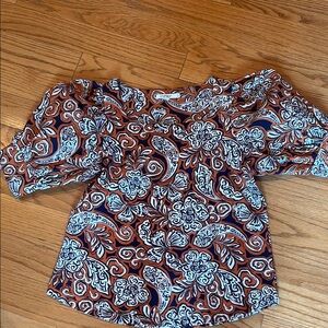Chicos Size 1 Floral Paisley puff sleeve Top